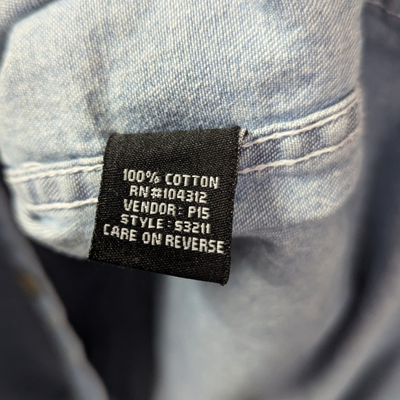 Vintage Petersen Automotive Museum Button Down - Picture 6 of 7